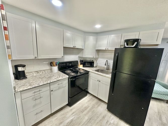 Fully Stocked Kitchen