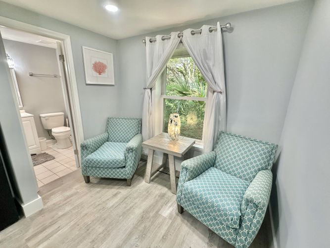 Living Area, Smart TV