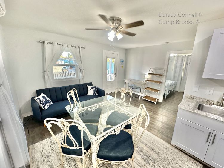 Kitchen & Living Area
